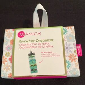 NWOT Eyewear Organizer